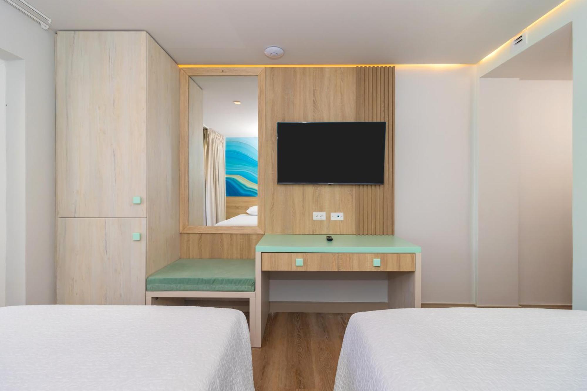 Bahía Sardina Hotel 4*
